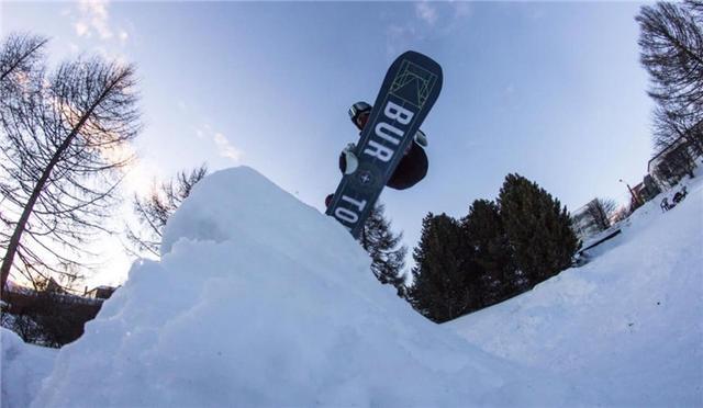 冬残奥会芬兰运动员马蒂赛拉宁：一场回到“老家”的雪地探险休闲区蓝鸢梦想 - Www.slyday.coM