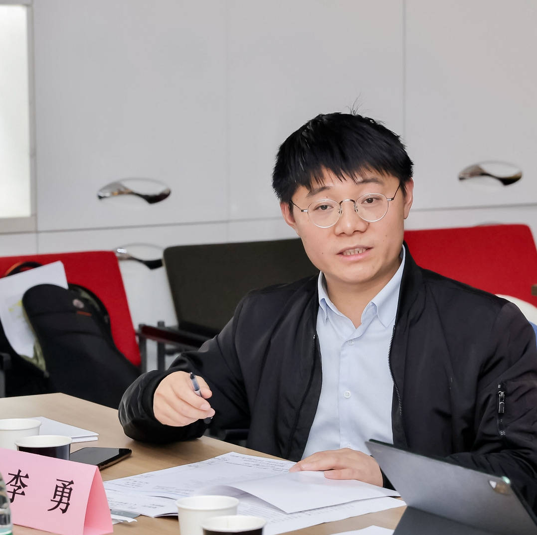 李勇人工智能技术与数据治理应双向循环