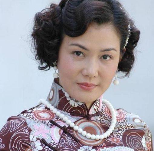 因拍戏过劳死,打拼26年片酬被家人掏空,离世后捐献器官救8人休闲区蓝鸢梦想 - Www.slyday.coM 因拍戏过劳死,打拼26年片酬被家人掏空,离世后捐献器官救8人休闲区蓝鸢梦想 - Www.slyday.coM