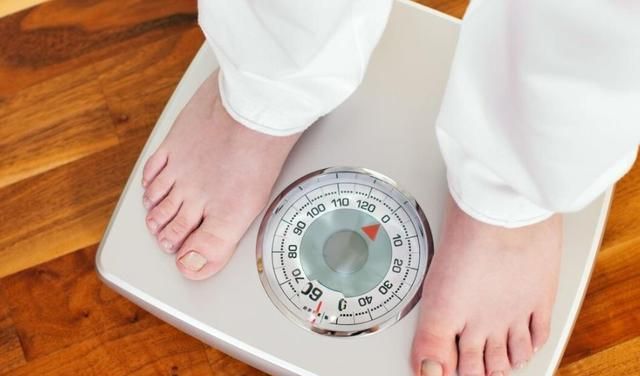 长期不吃晚饭,除了会变瘦,或还有这6个变化,医生:早知早好休闲区蓝鸢梦想 - Www.slyday.coM 长期不吃晚饭,除了会变瘦,或还有这6个变化,医生:早知早好休闲区蓝鸢梦想 - Www.slyday.coM