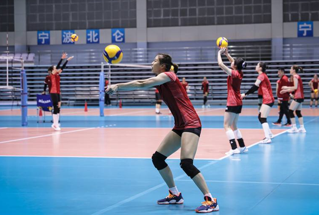 中国女排建队第二步!3将空降+2教练去留,蔡斌新难题休闲区蓝鸢梦想 - Www.slyday.coM 中国女排建队第二步!3将空降+2教练去留,蔡斌新难题休闲区蓝鸢梦想 - Www.slyday.coM