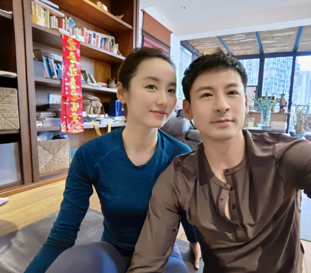 钱泳辰亲自教学生拍戏肢体接触太亲密吕一知道了会不会吃醋