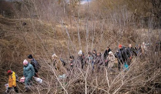 200多万难民刚刚逃离乌克兰，又被人贩子盯上了休闲区蓝鸢梦想 - Www.slyday.coM