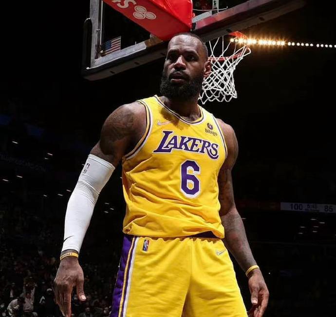 神了!湖人拿下卡位关键战,老詹3场比赛2场50+,这像37岁?休闲区蓝鸢梦想 - Www.slyday.coM 神了!湖人拿下卡位关键战,老詹3场比赛2场50+,这像37岁?休闲区蓝鸢梦想 - Www.slyday.coM