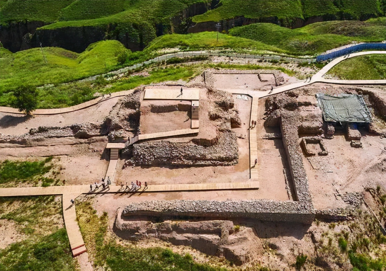 石峁遗址为何被称为"华夏第一城",因为每个发现,都改写了历史__财经头