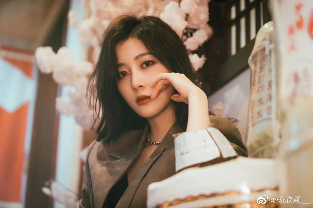 杨欣颖丨她靠实力出圈角色只是代名词