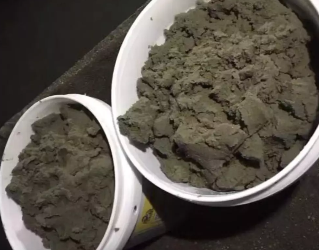 在潮汕吃土虾还以为是桶水泥