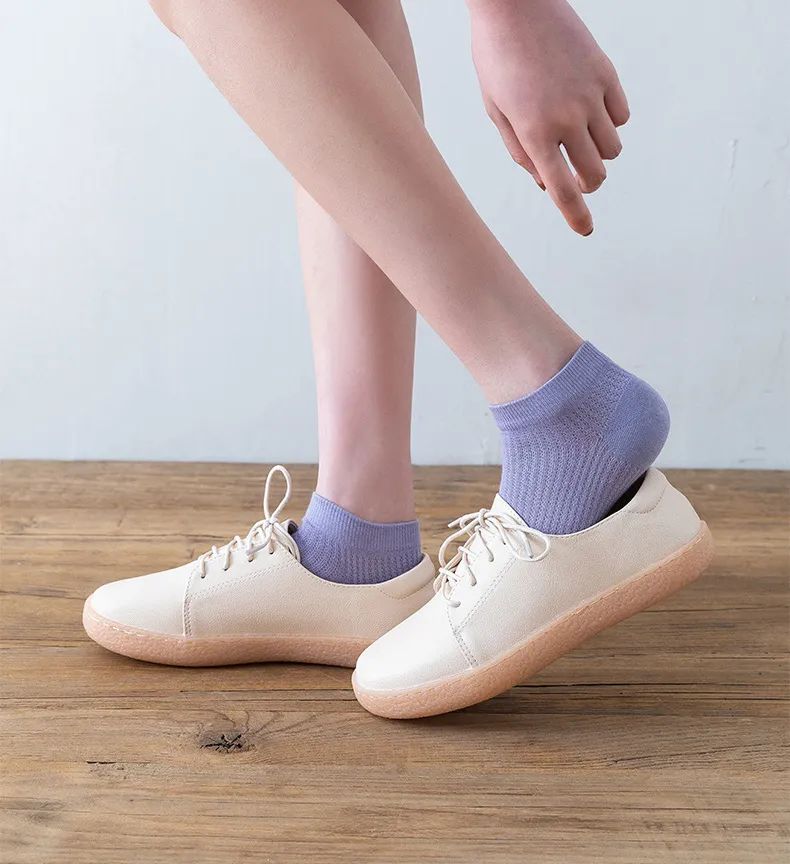 脚爱出汗应该怎么选袜子这种袜子让双脚干爽又舒服