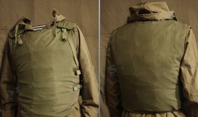 苏联第一种现代化防弹衣使用钛装甲板的6b2防弹衣