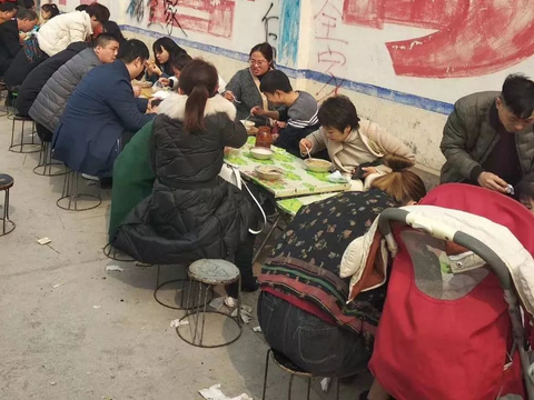 荥阳面条哥诅咒疫情不能停,这是互联网造就的妖孽,悟空哪去了?