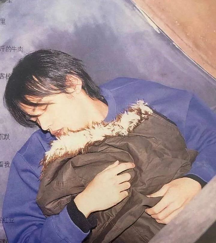 42岁周杰伦胖到粉丝不敢认撞脸陈赫与昆仑主演的新片票房惨淡