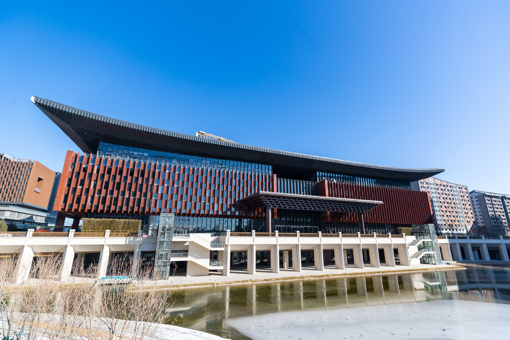 记者看到,雄安新区已落成的建筑,拥有着鲜明的"中国面孔".