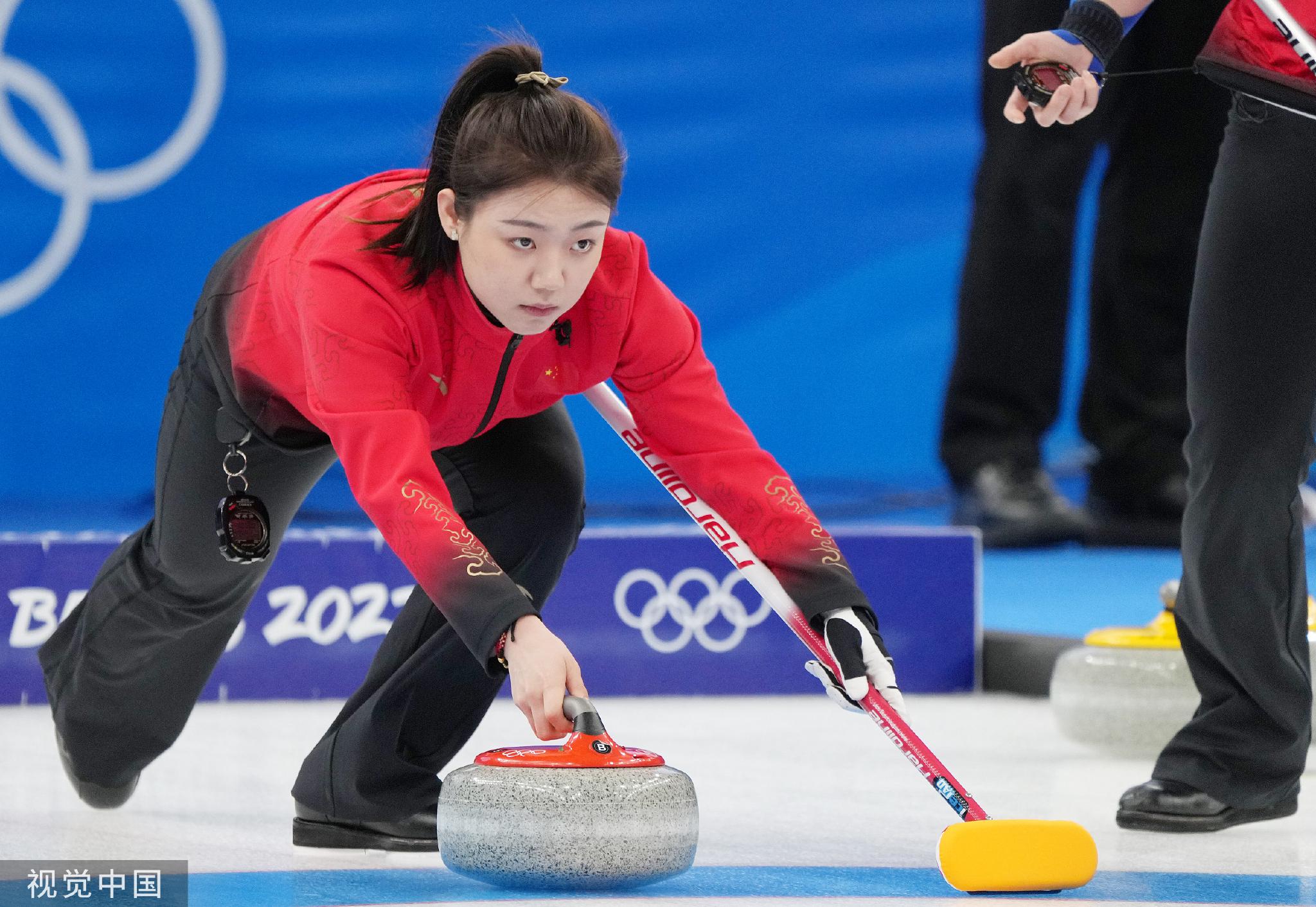 韩雨在北京冬奥会赛场,她也是杨洪波的弟子.