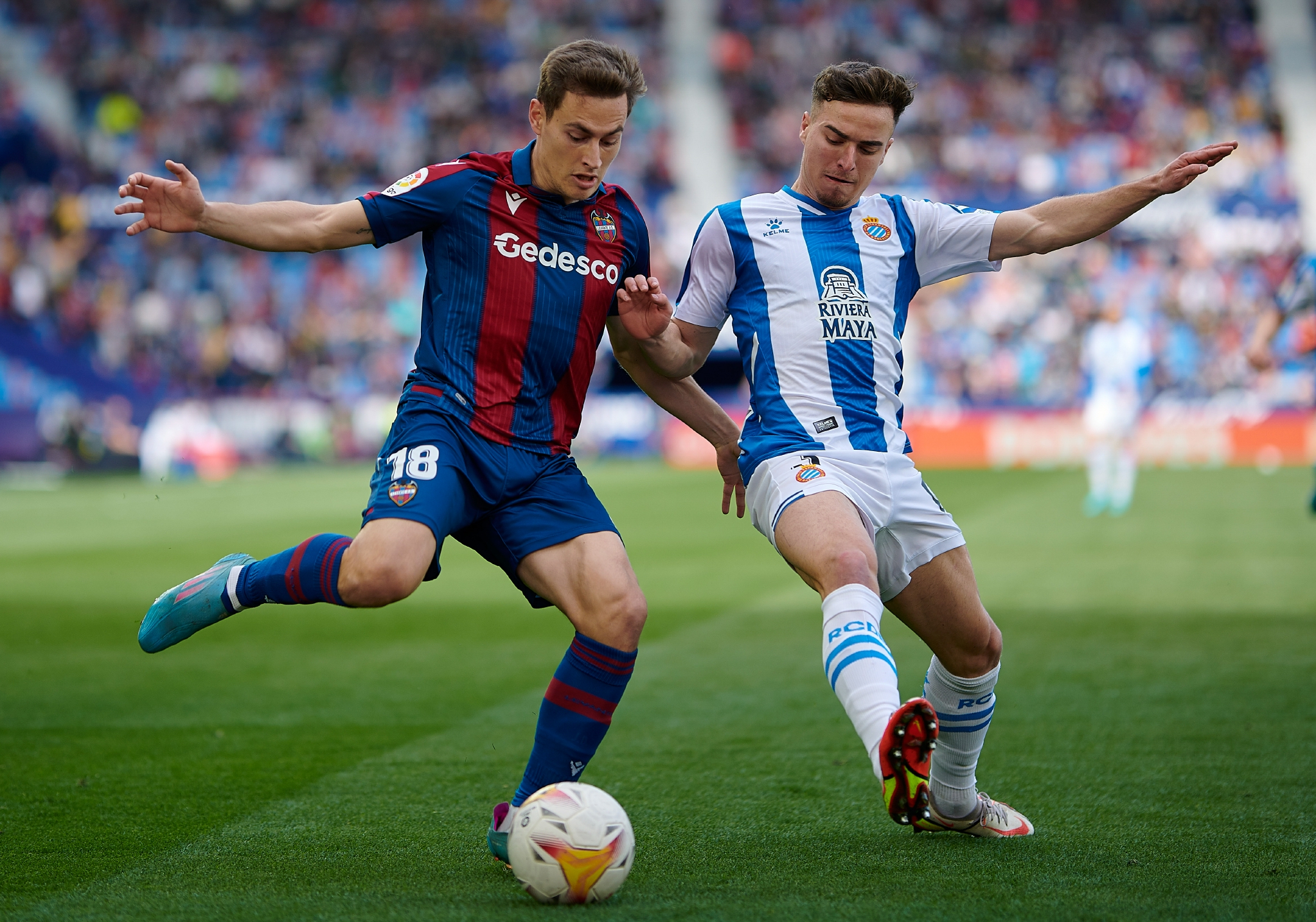 足球西甲西班牙人平莱万特