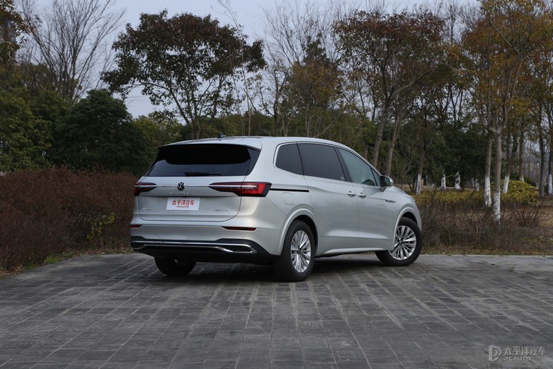上汽大众新款威然正式上市售价28万元起