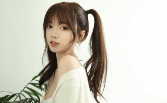 lol虎牙大象杯,第一女辅助李冉,遭男主播追求不成,反手一举报|虎牙