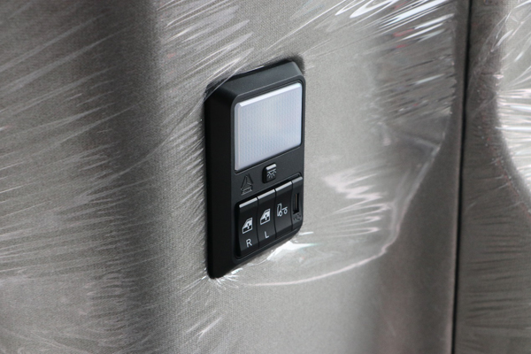 双卧铺气囊座椅amt变速箱实拍重汽豪沃n5g中卡卡车之友网