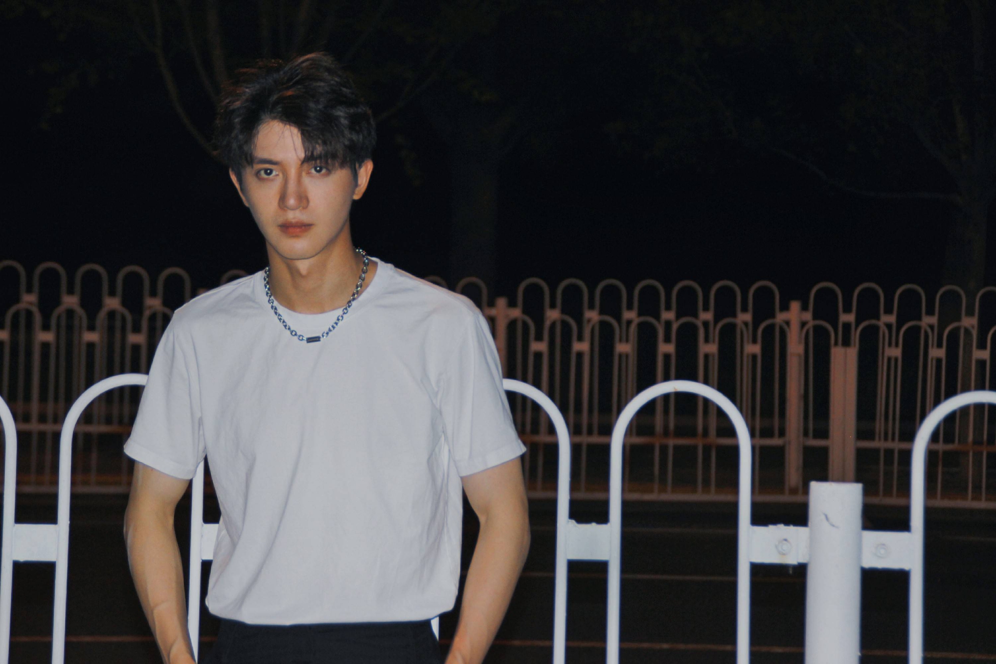 你也是爱情白日梦想家吗陈博豪loveraces白色情人节浪漫上线