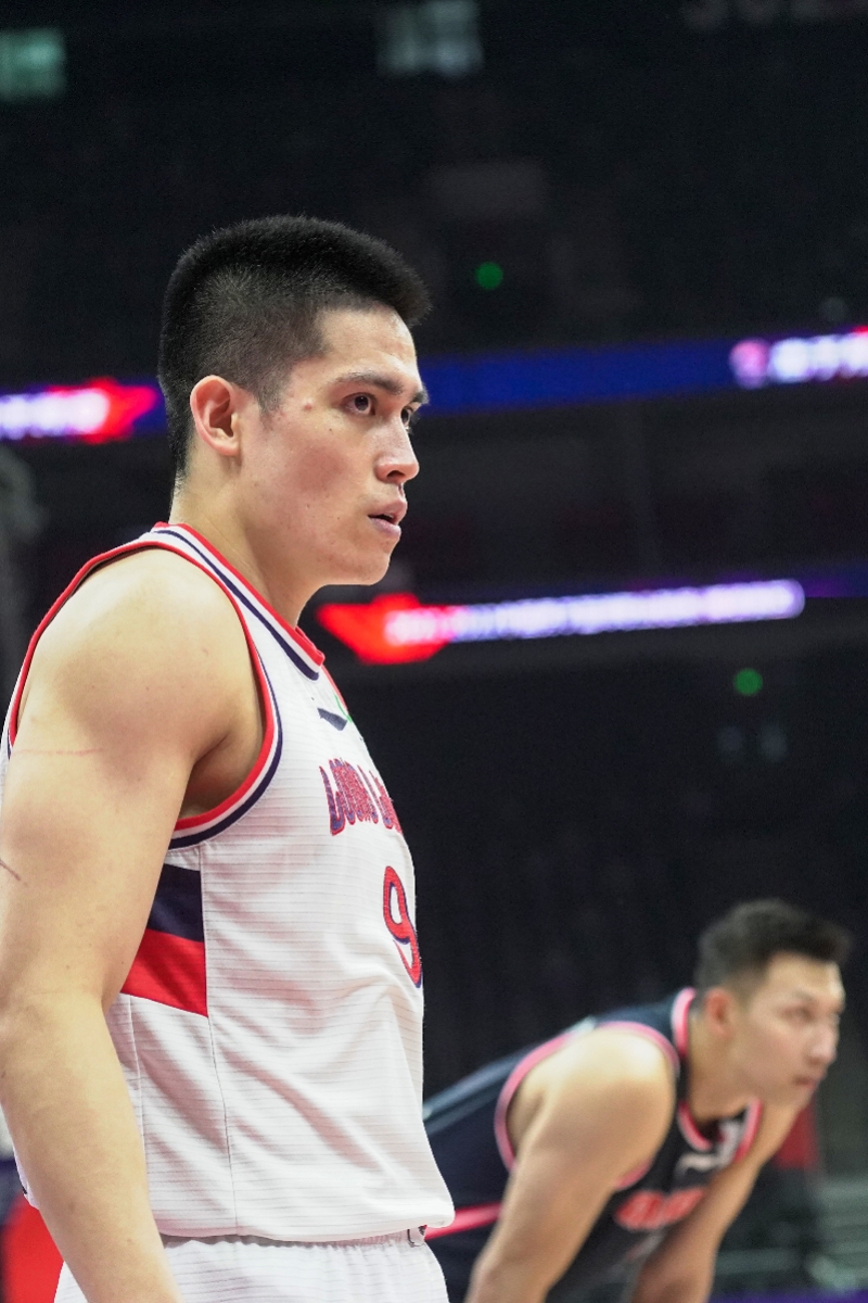 广州男篮时隔八年再胜广东队陈盈骏43分创个人新高