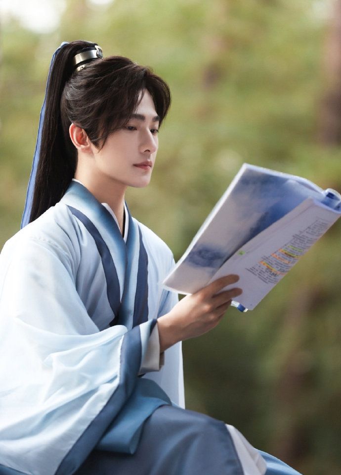 且试天下定妆照!