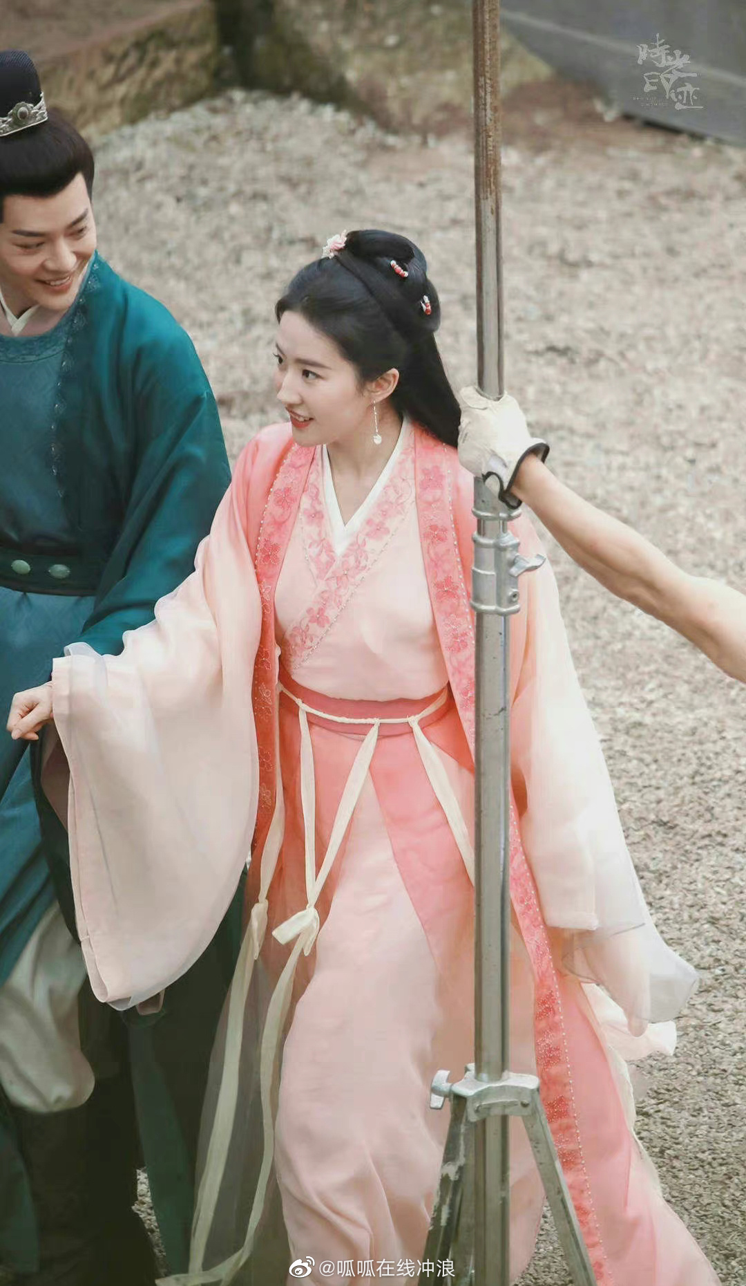 刘亦菲《梦华录》路透图9615