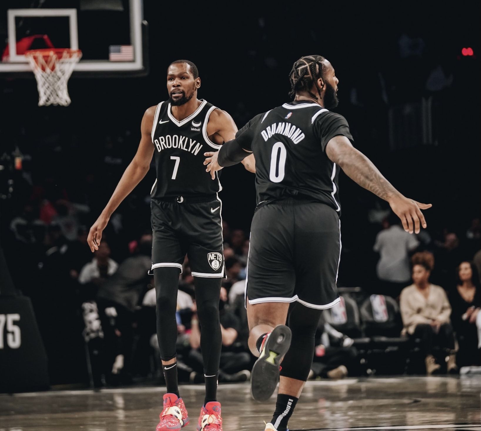 一战刷新12大纪录！杜兰特轰53分创赛季新高 赛后与欧文深情相拥休闲区蓝鸢梦想 - Www.slyday.coM