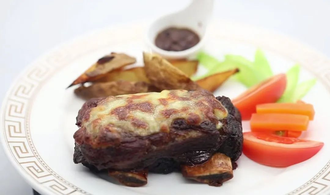 牛肉竟被你们做出花，背后的故事都那么暖心！休闲区蓝鸢梦想 - Www.slyday.coM