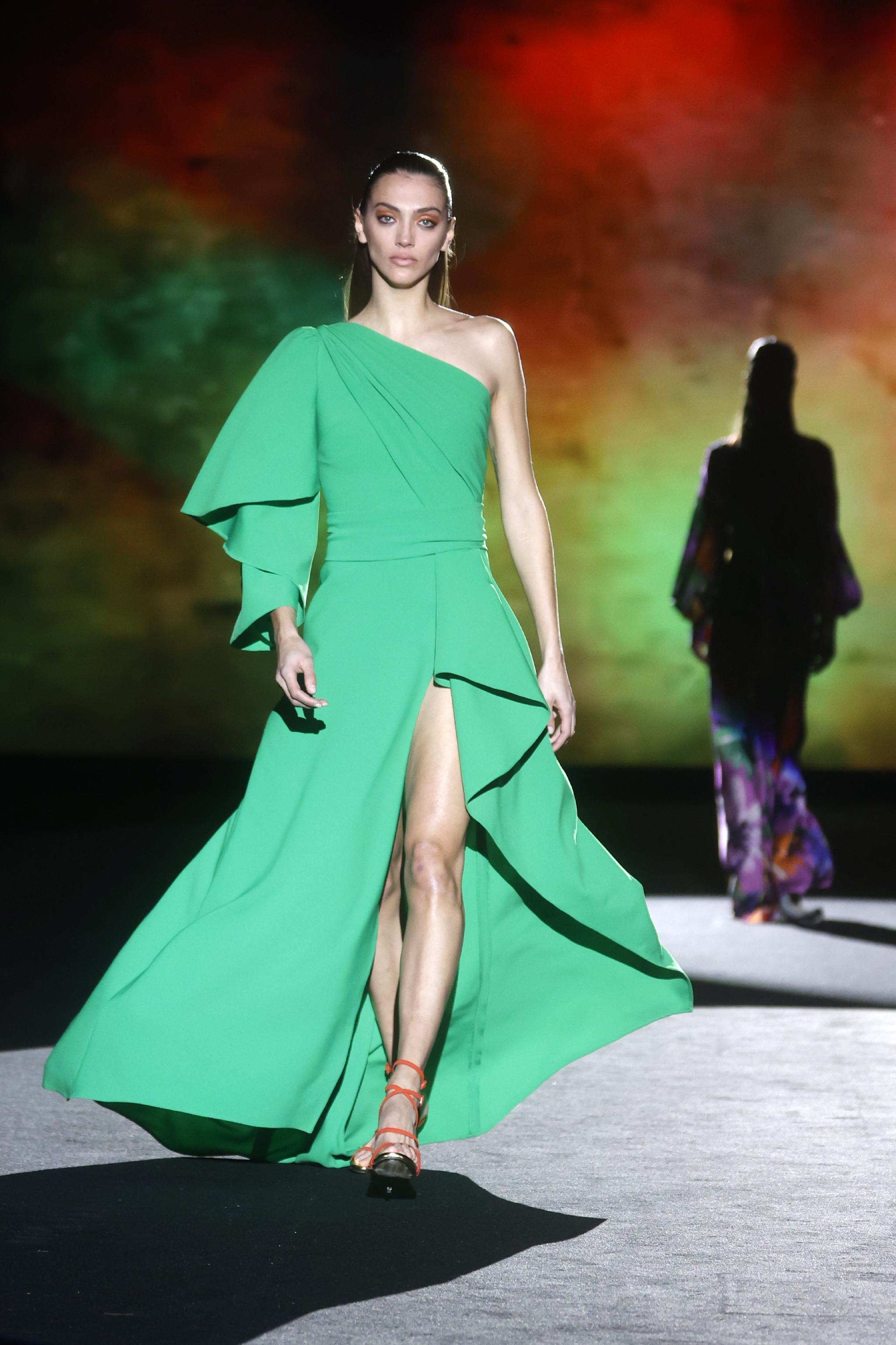 马德里时装周hanniballaguna品牌时装秀