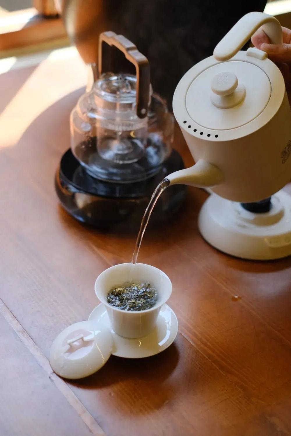 这家茶馆,90后含量超标|90后|茶馆|喝茶_新浪新闻