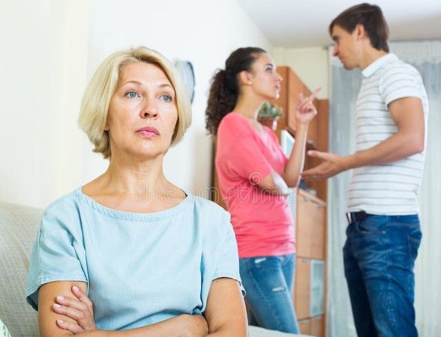 婆婆不满孙女与自己不亲，跟儿媳大吵，儿子：我不想成为一个光棍休闲区蓝鸢梦想 - Www.slyday.coM