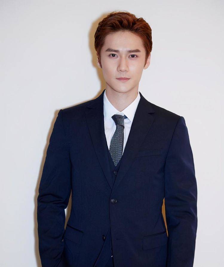 他曾被当做巨星培养胡歌刘诗诗为其作配今竟沦为18线外艺人