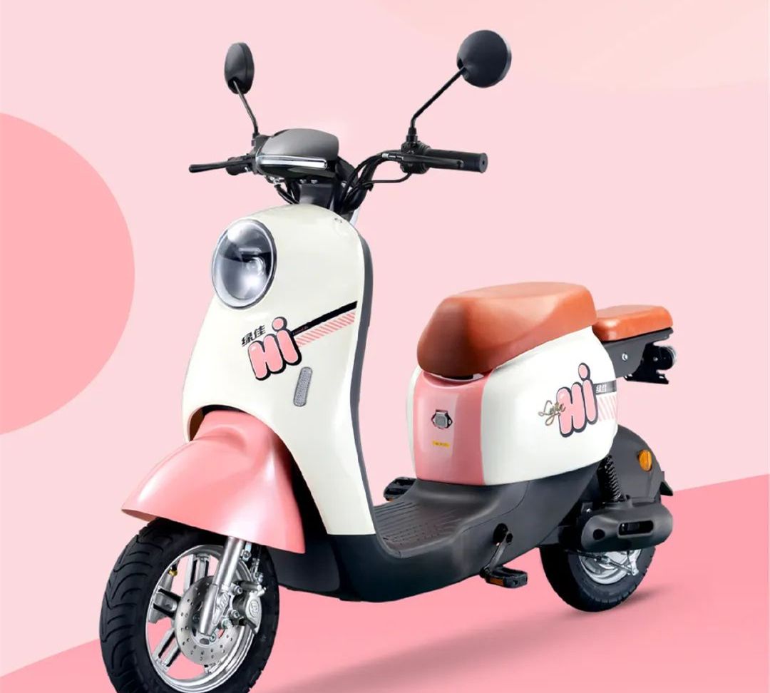 小刀绿佳发布新国标电动车车型小巧爬坡力足续航远