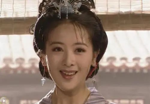 新《上错花轿嫁对郎》来了,对比服化道,黄奕小李琳真是“天仙”休闲区蓝鸢梦想 - Www.slyday.coM