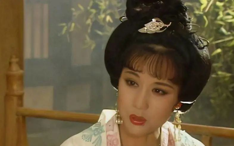 新《上错花轿嫁对郎》来了,对比服化道,黄奕小李琳真是“天仙”休闲区蓝鸢梦想 - Www.slyday.coM 新《上错花轿嫁对郎》来了,对比服化道,黄奕小李琳真是“天仙”休闲区蓝鸢梦想 - Www.slyday.coM