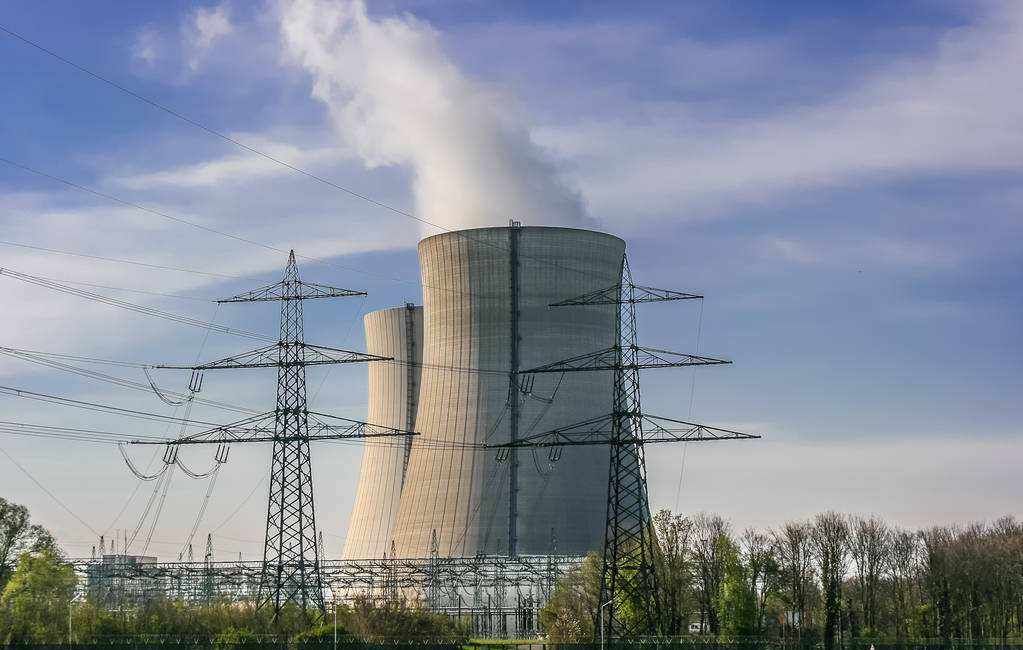 美国人均耗电量有多少？和我国的平均每月69.3度电比呢？差距好大休闲区蓝鸢梦想 - Www.slyday.coM