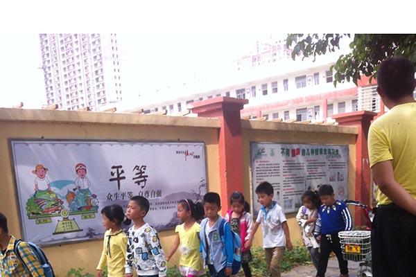 近两周本土感染者超1万例！无症状者病例超过确诊者，说明了啥？休闲区蓝鸢梦想 - Www.slyday.coM