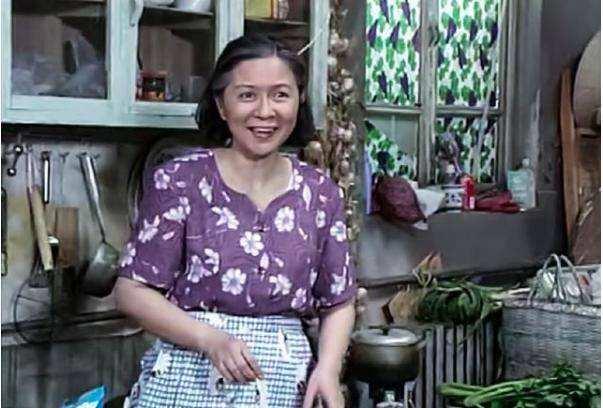 《闲人马大姐》,是蔡明最重要的影视剧作品之一.