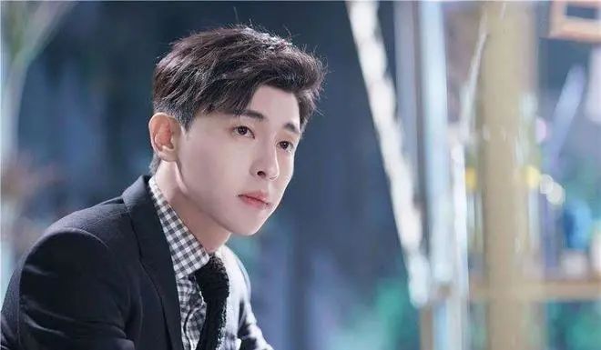 邓伦偷逃税被处罚并追缴1.06亿元休闲区蓝鸢梦想 - Www.slyday.coM