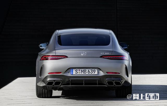 别老盯着帕拉梅拉瞅奔驰新款amggt开售四门轿跑造型真帅