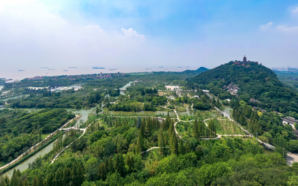 修复后的南南通五山滨江地区鸟瞰图