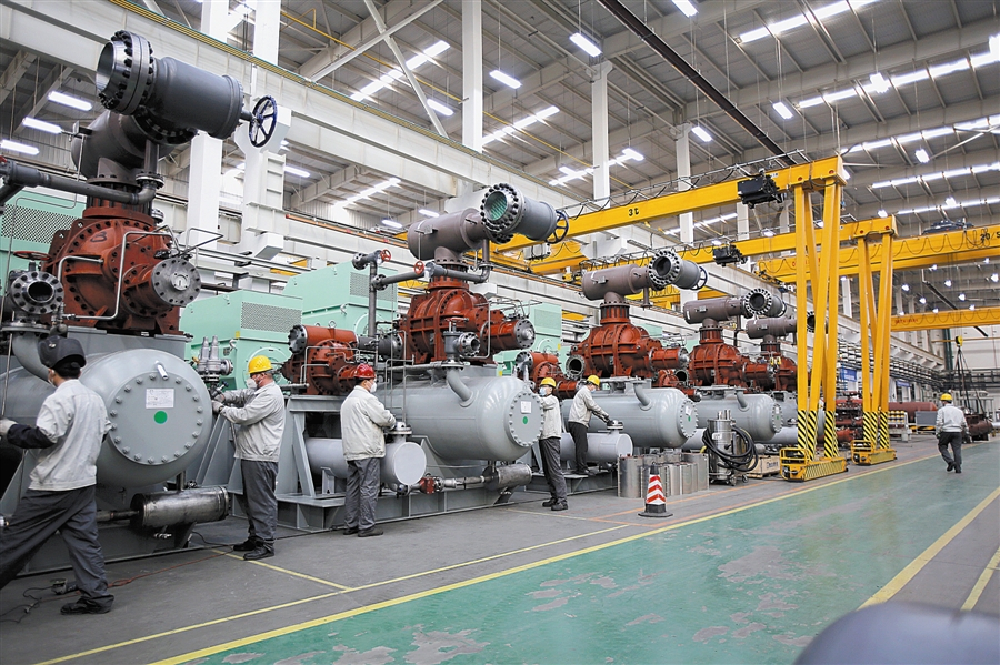 发力奋进迈向高端大连装备制造业挺起工业脊梁