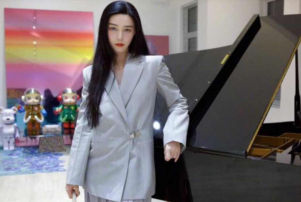 从石家庄伴郎到石家庄之光,资产上亿也不满足,邓伦的格局有多小休闲区蓝鸢梦想 - Www.slyday.coM 从石家庄伴郎到石家庄之光,资产上亿也不满足,邓伦的格局有多小休闲区蓝鸢梦想 - Www.slyday.coM