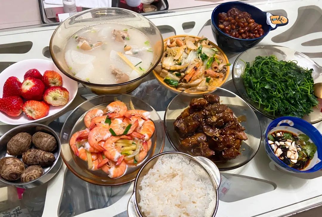 42岁阿姨轻断食午餐走红朋友圈网友真自律这么吃想胖都难