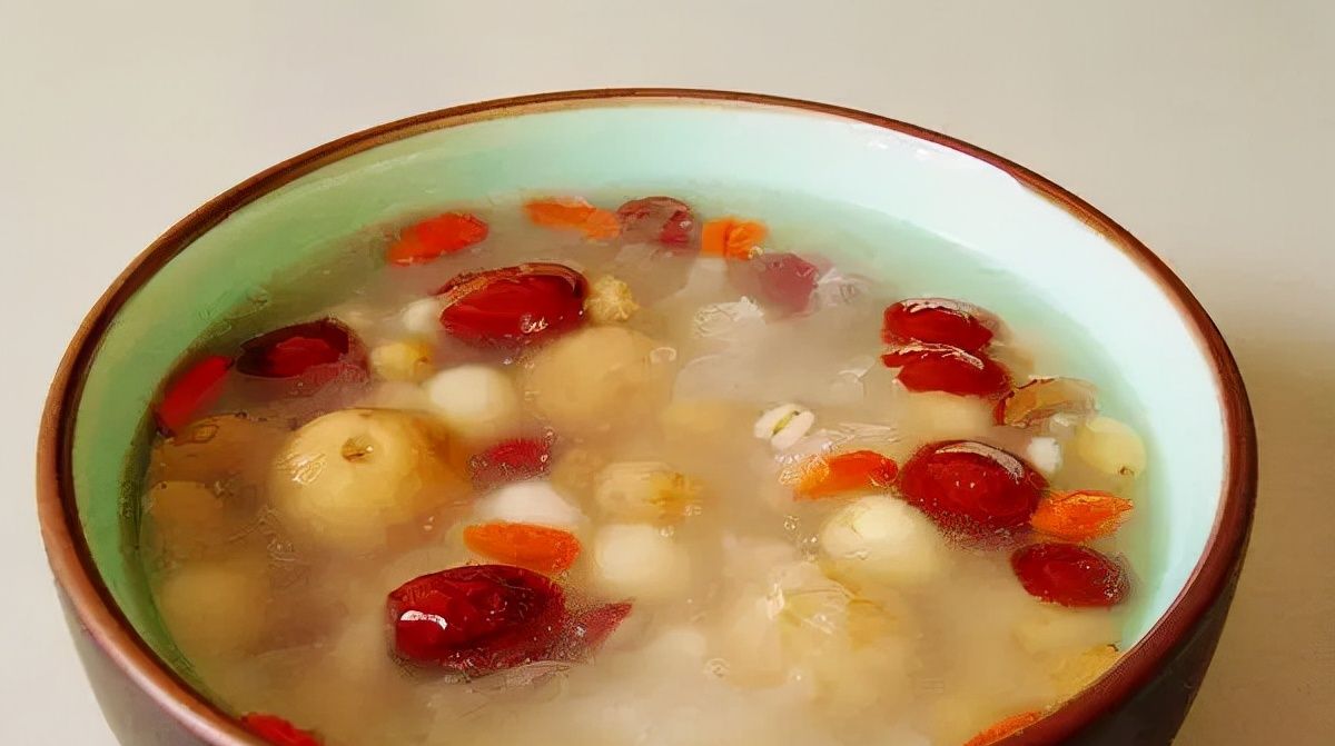 汤品系列三芡实莲子薏米汤好喝又营养还能解春困清心火