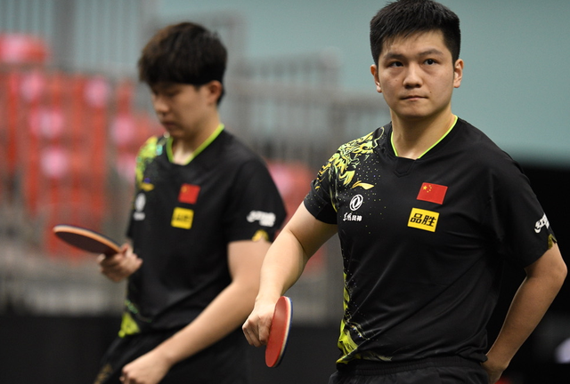 胖头将和日本组合争冠！樊振东王楚钦3休闲区蓝鸢梦想 - Www.slyday.coM