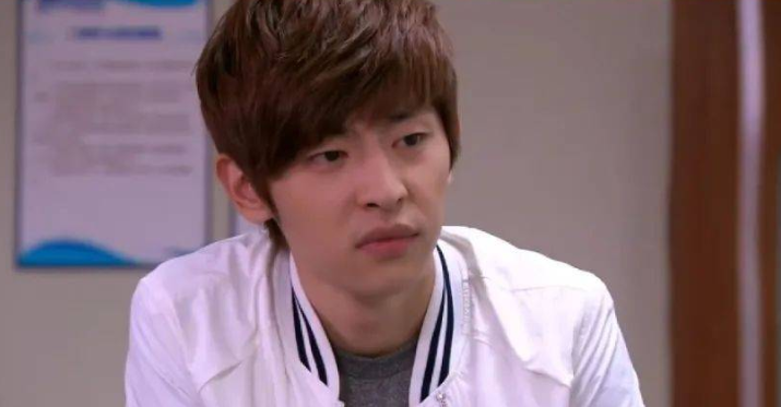 从石家庄伴郎到石家庄之光,资产上亿也不满足,邓伦的格局有多小休闲区蓝鸢梦想 - Www.slyday.coM 从石家庄伴郎到石家庄之光,资产上亿也不满足,邓伦的格局有多小休闲区蓝鸢梦想 - Www.slyday.coM