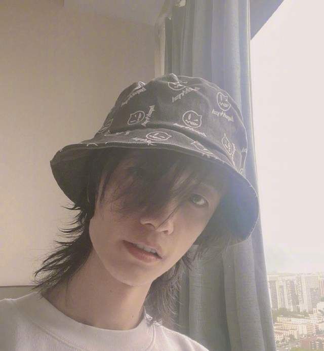 陈令韬否认孟美岐插足丑闻,官微点名,吴宣仪早在节目中提前暗示休闲区蓝鸢梦想 - Www.slyday.coM 陈令韬否认孟美岐插足丑闻,官微点名,吴宣仪早在节目中提前暗示休闲区蓝鸢梦想 - Www.slyday.coM