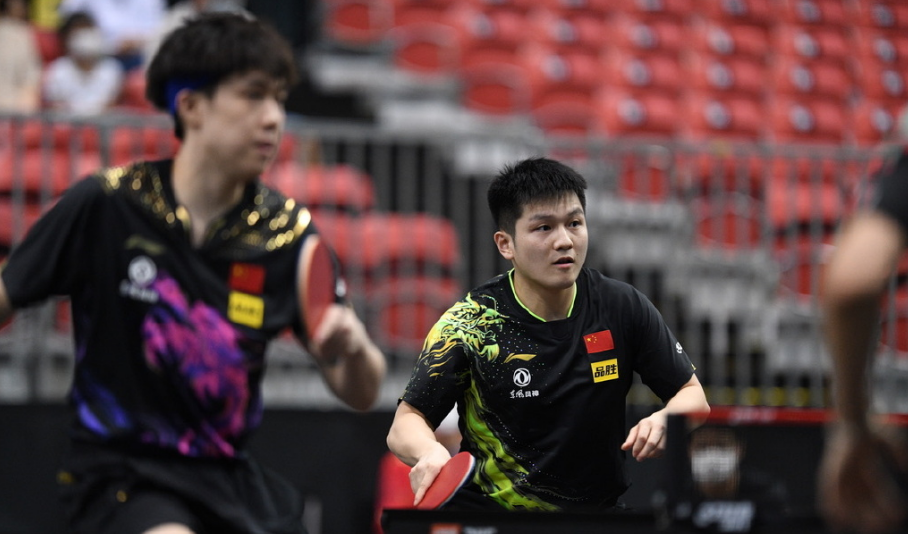 中日男双决战!樊振东/王楚钦力挫德国队,将与日本00后组合争冠休闲区蓝鸢梦想 - Www.slyday.coM 中日男双决战!樊振东/王楚钦力挫德国队,将与日本00后组合争冠休闲区蓝鸢梦想 - Www.slyday.coM