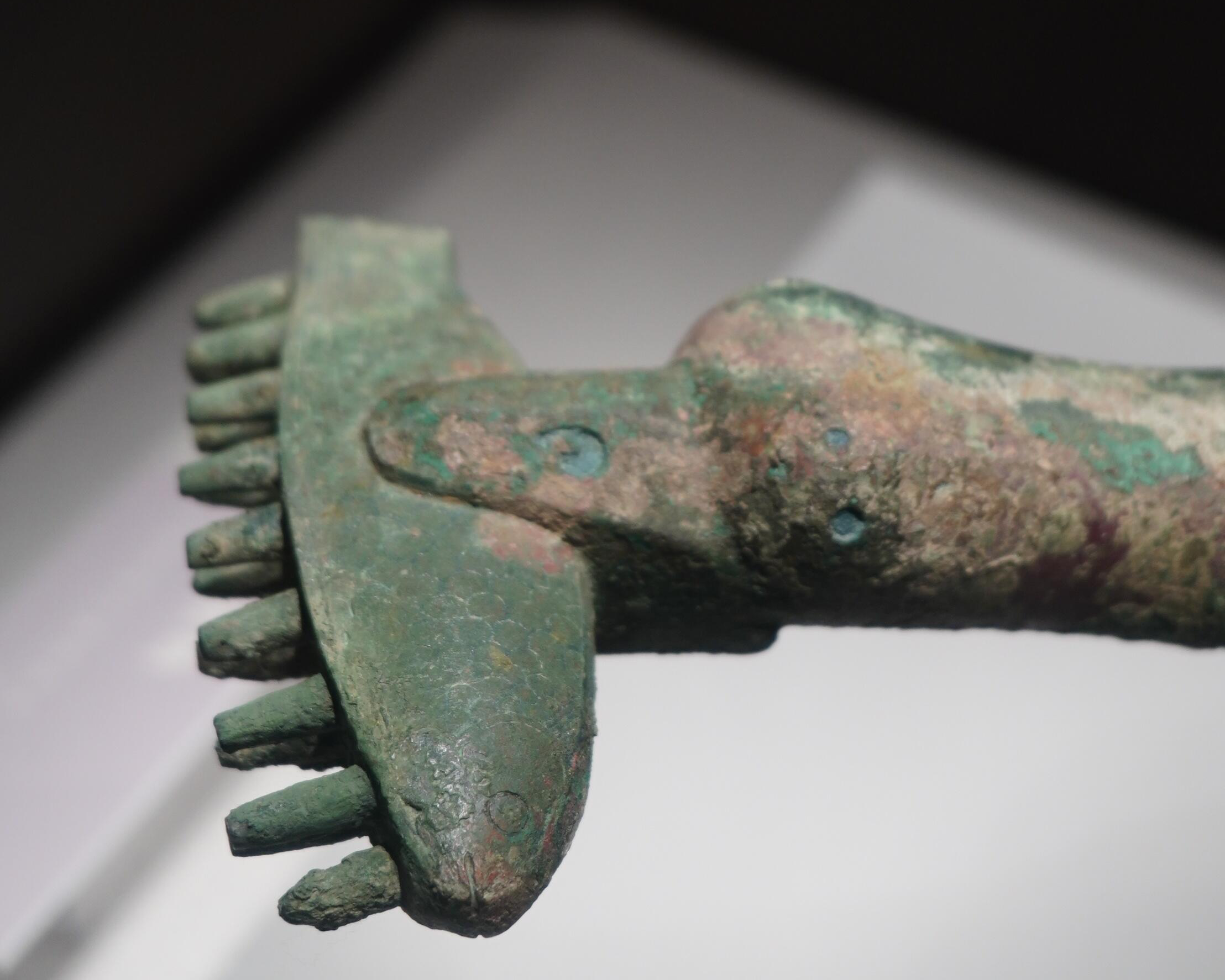 临淄相家庄出土鸭形青铜器,专家讨论三天,才揭开了它的用途之谜__财经