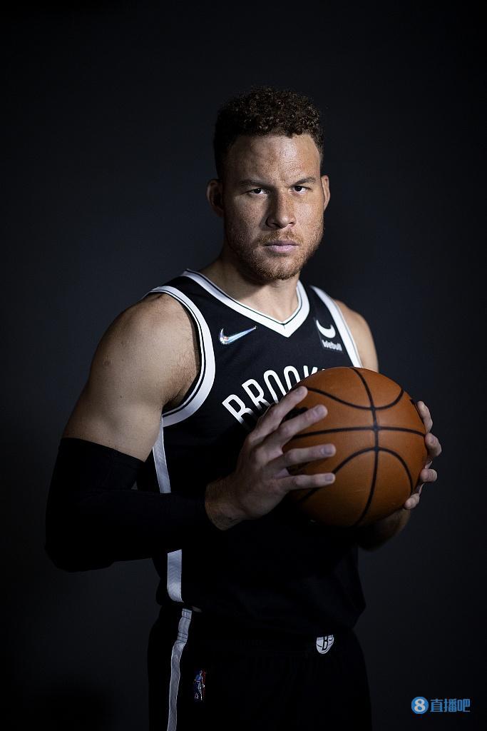 祝篮网球星布雷克格里芬33岁生日快乐